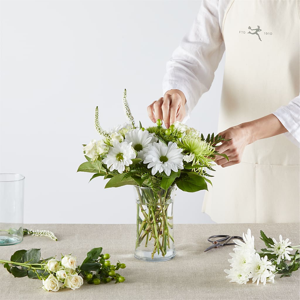 Irish Garden - A Florist Original – Charleston Cut Flower Company, Charleston WV
