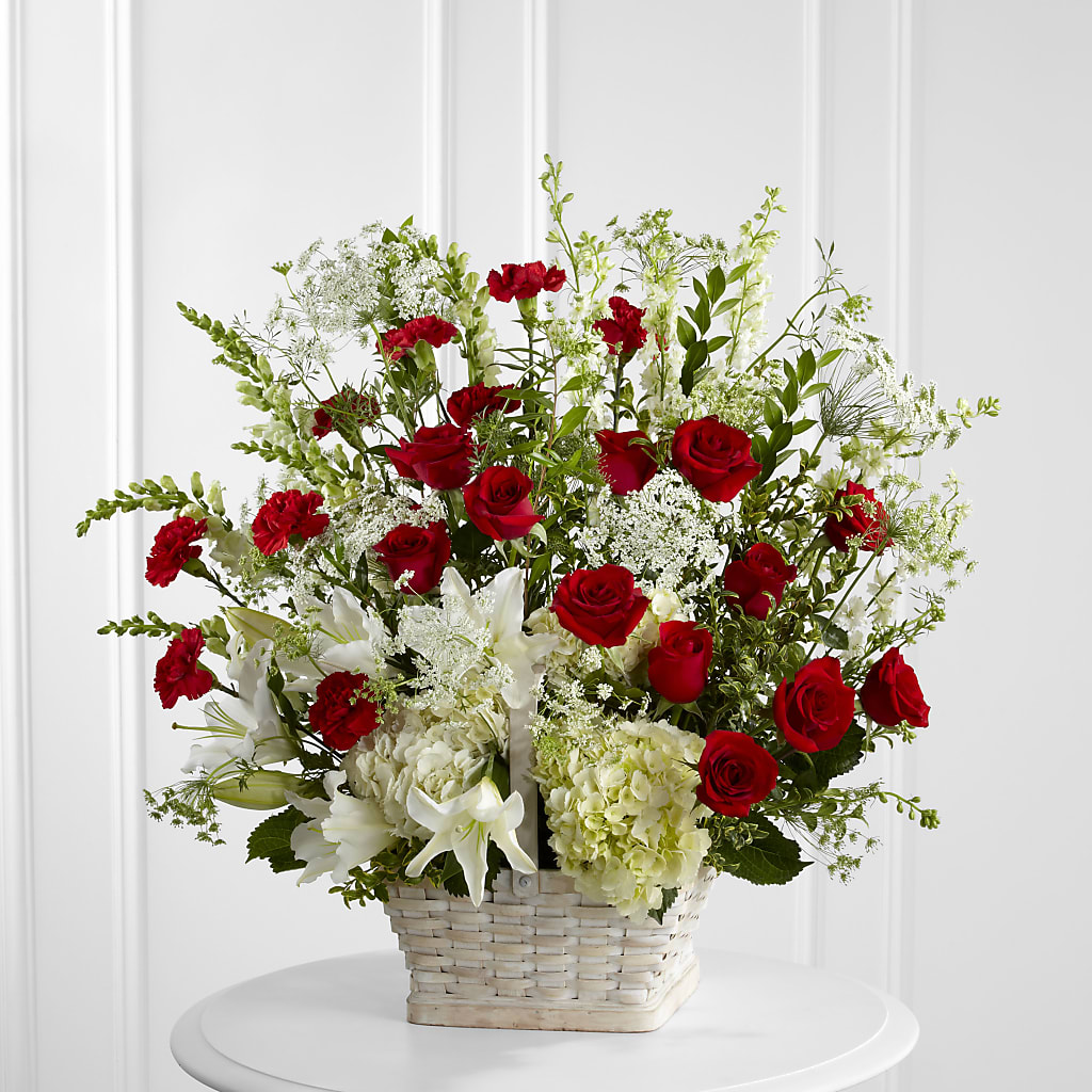 In Loving Memory Arrangement – Charleston Cut Flower Company, Charleston WV