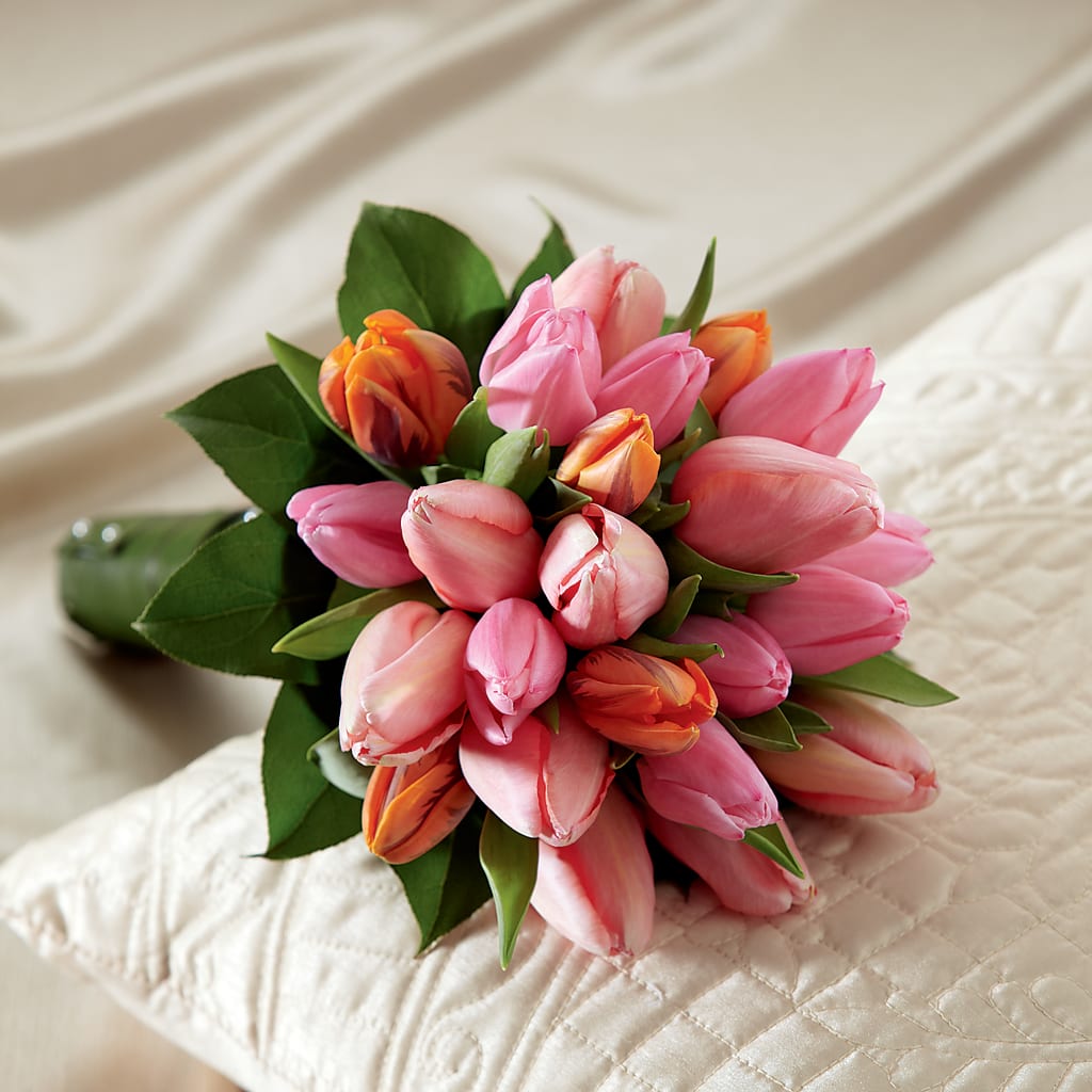 Embraceable Bouquet – Charleston Cut Flower Company, Charleston WV