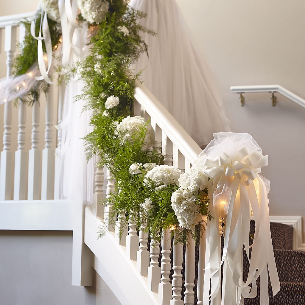 Champagne Dreams Garland – Charleston Cut Flower Company, Charleston WV