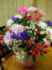 Flowers For Mom by CCF –  Charleston Cut Flower Company, Charleston WV