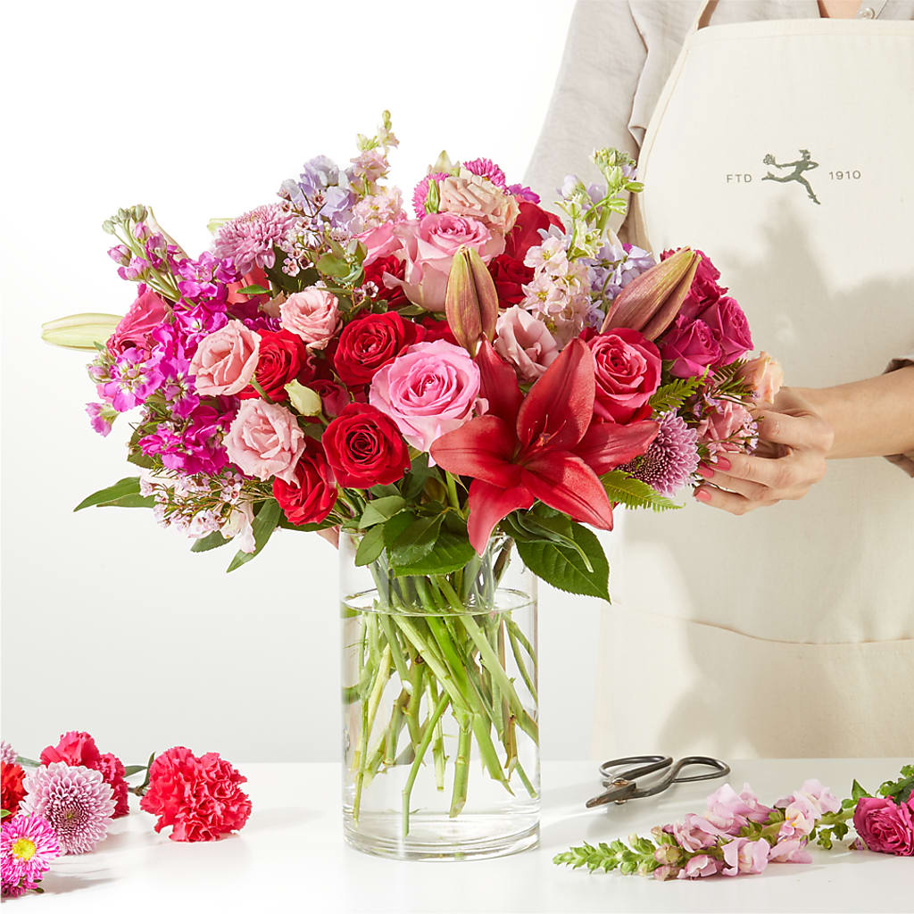 Swooning Over You - A Luxury Florist Original –  Charleston Cut Flower Company, Charleston WV