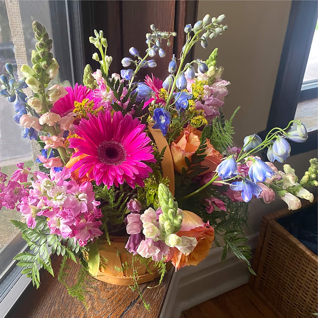 Garden of Life Basket –  Charleston Cut Flower Company, Charleston WV