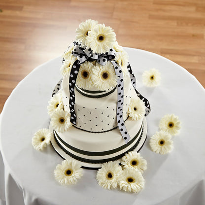 Simple Sophistication Cake Décor –  Charleston Cut Flower Company, Charleston WV