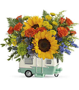 Teleflora's Retro Road tripper by CCF